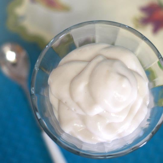 Whip Up Dairy-Free Coconut Pudding: Quick & Naturally Sweetened